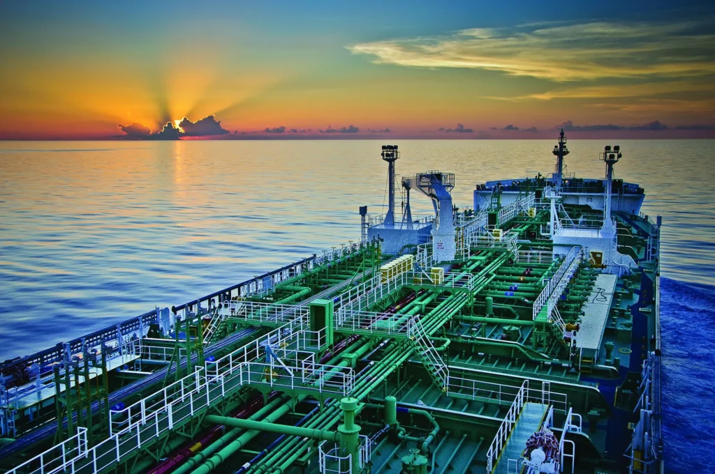 shipping global shipmanagement hero min